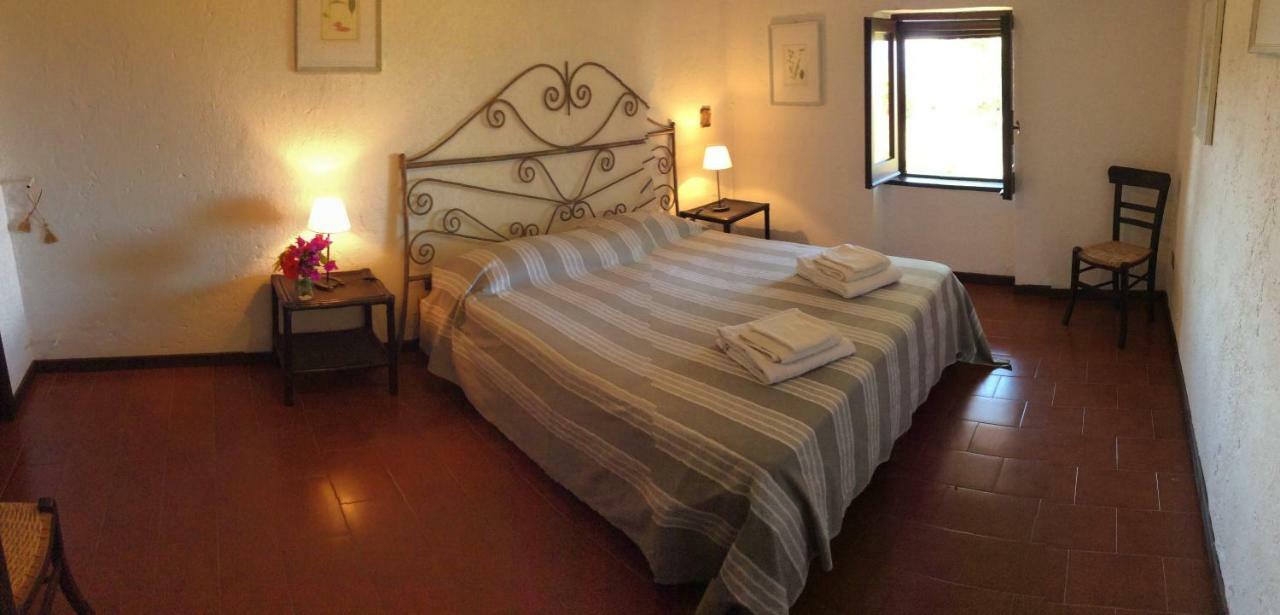 Villa Isabella Дзамброне Екстериор снимка